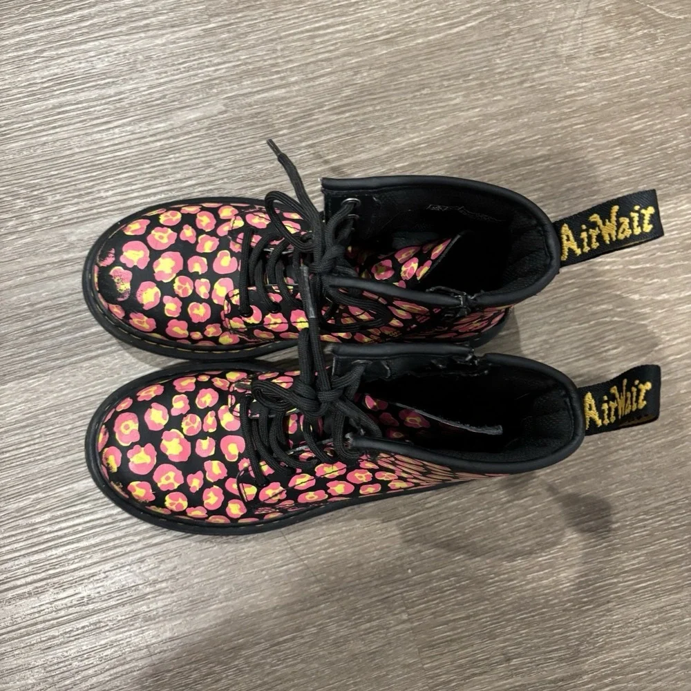 Dr Doc Martens 1460J Pink Loud Leopard Leather Lace Up Boots Size 3 - Some Wear‎
